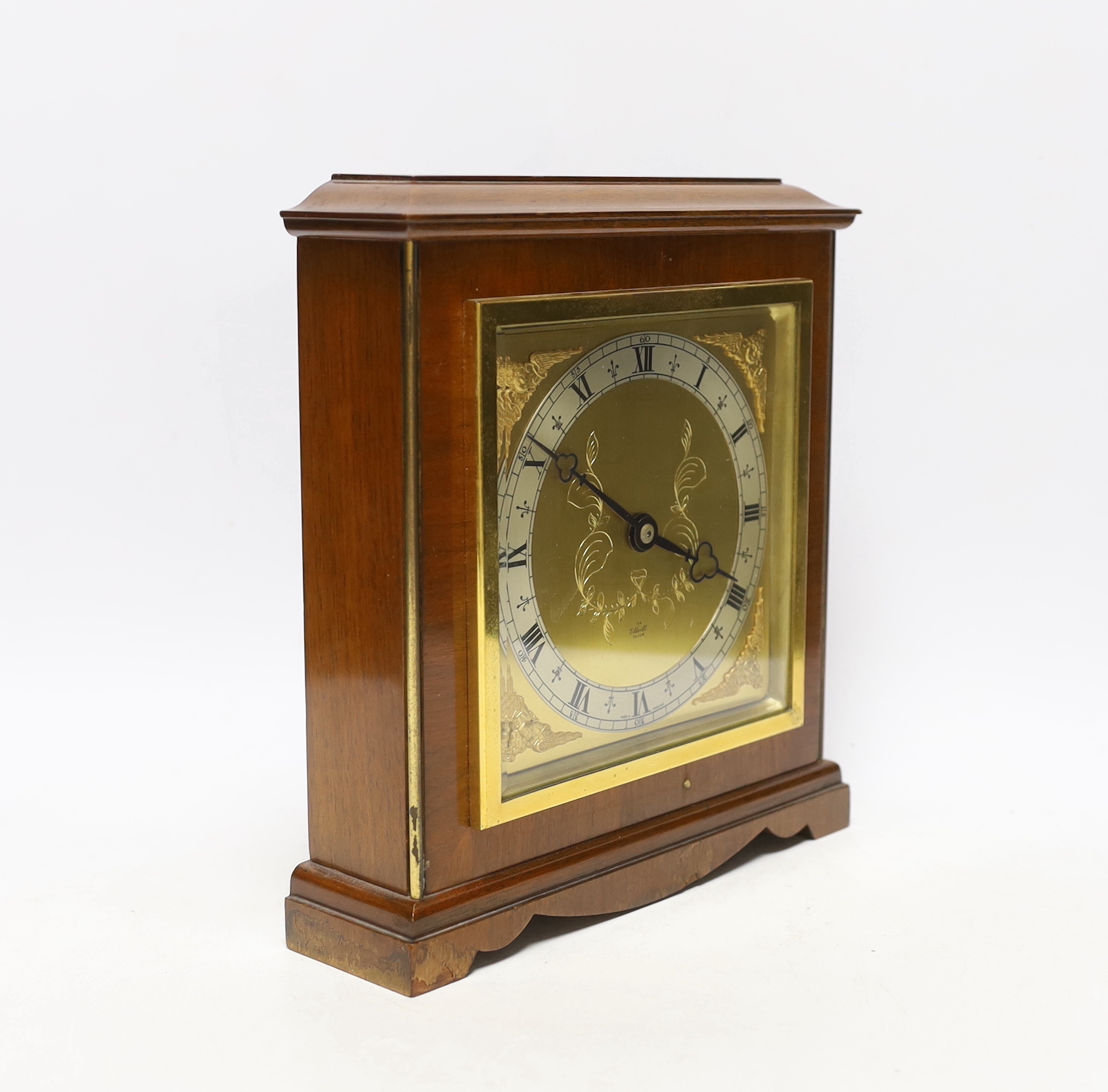 An Elliott mantel timepiece, numbered 2978, 24cm high